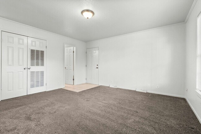 Foto del edificio - 6240 E 64th Pl
