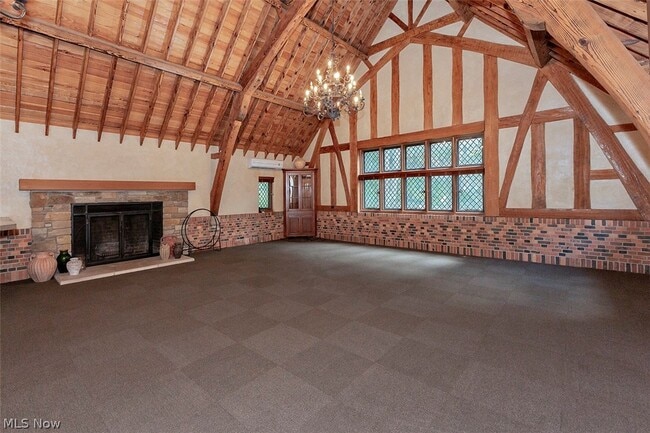 Building Photo - 7020 S Woodland Rd