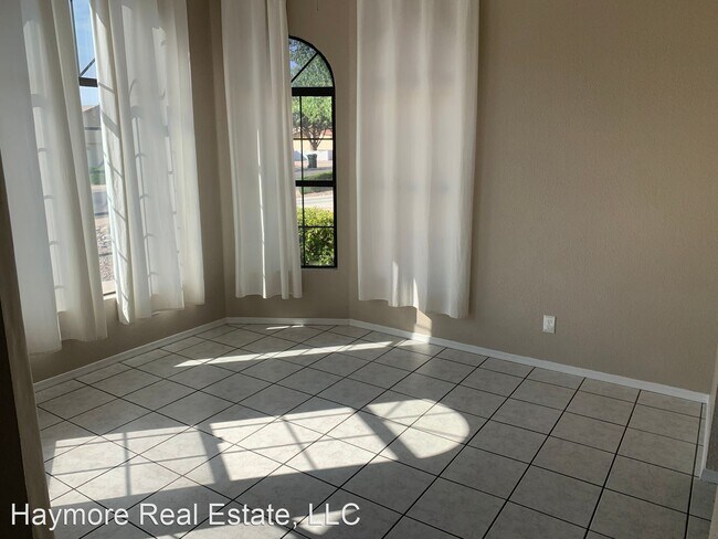 Building Photo - 4 br, 2 bath House - 3210 Ridge Crest Street