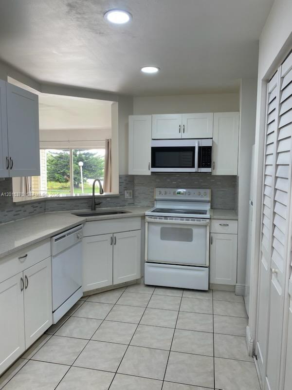 Foto del edificio - 3441 NW 44th St