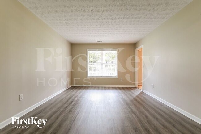 Foto del edificio - 121 Lake Valley Dr SW