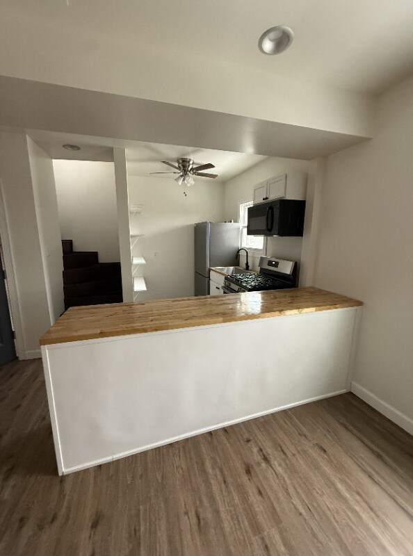 Foto del edificio - 5416 Black St