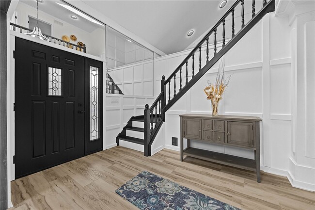 Foto del edificio - 112 Heather Ridge