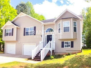 Building Photo - 581 Twin Oaks Ln