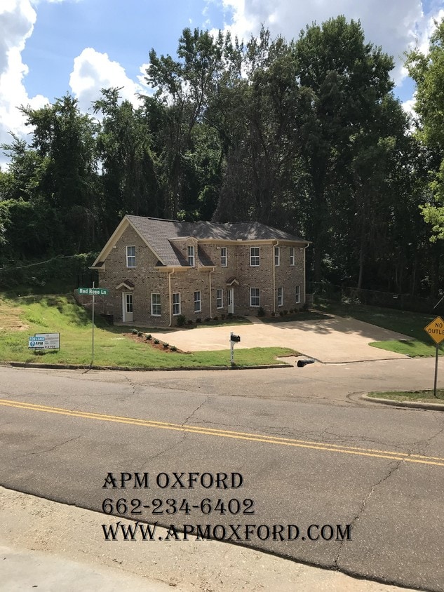 101 Red Rose Ln, Oxford, MS 38655 Townhome Rentals in Oxford MS