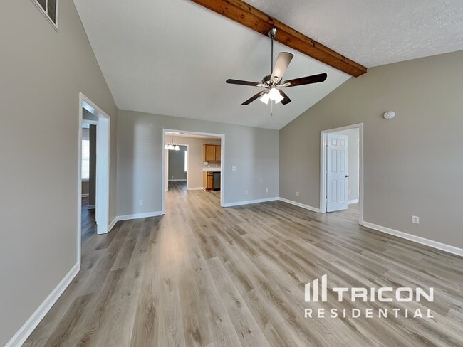 Foto del edificio - 928 Pin Oak Dr