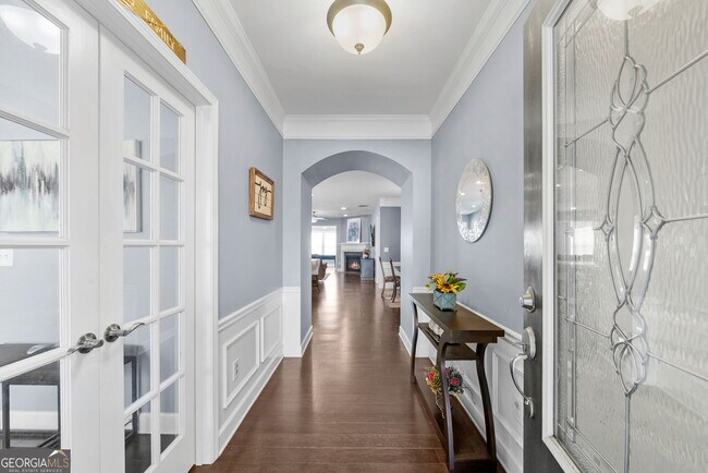 Building Photo - 736 Firefly Ct