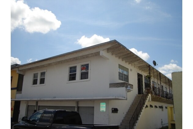 Primary Photo - 324 SW Avenue B