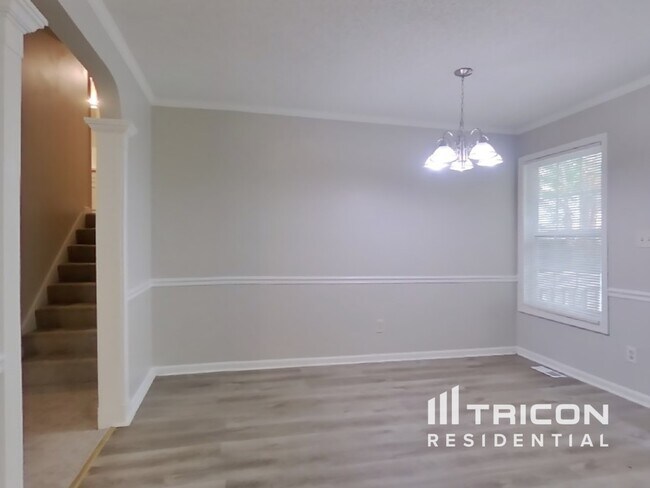Building Photo - 2709 Owens Dr