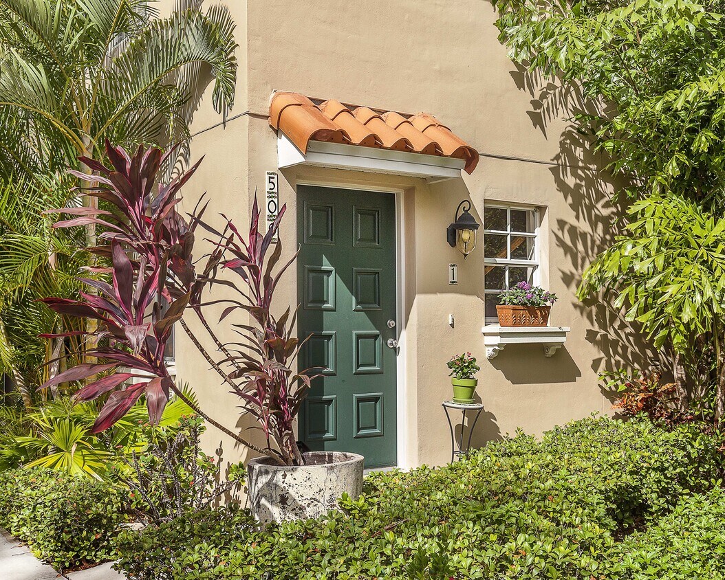 Front Door - 509 S Matanzas Ave