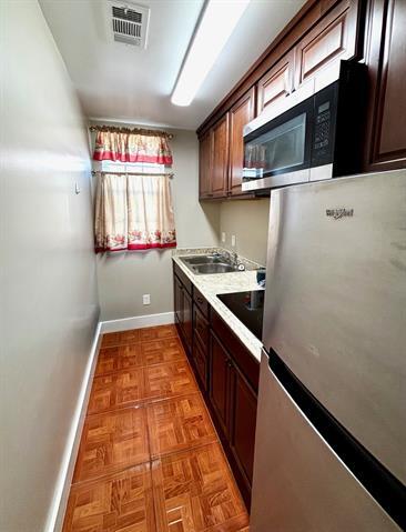 Foto del edificio - 4618 Eastside Ave