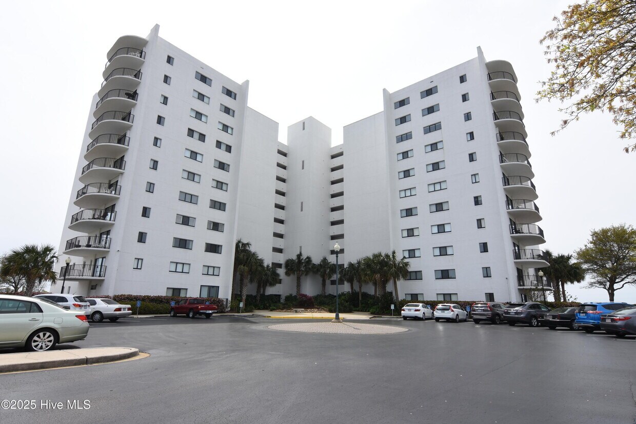 Foto principal - 322 Causeway Dr