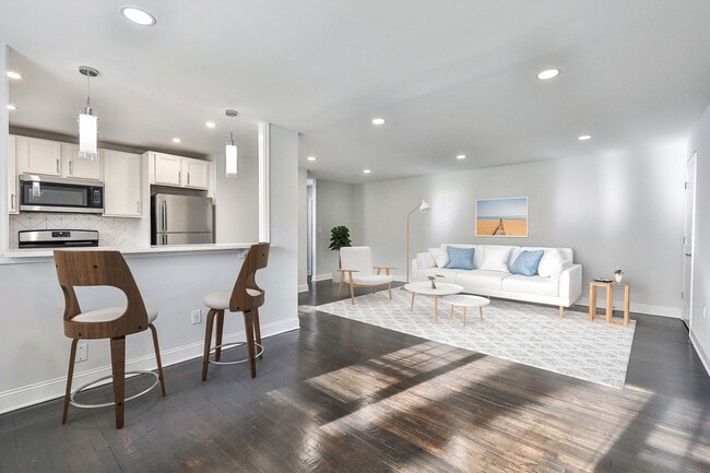 Living Area - Partridge Run Apartments