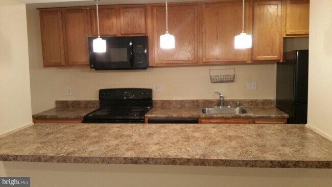 Foto del edificio - 645 L St NE