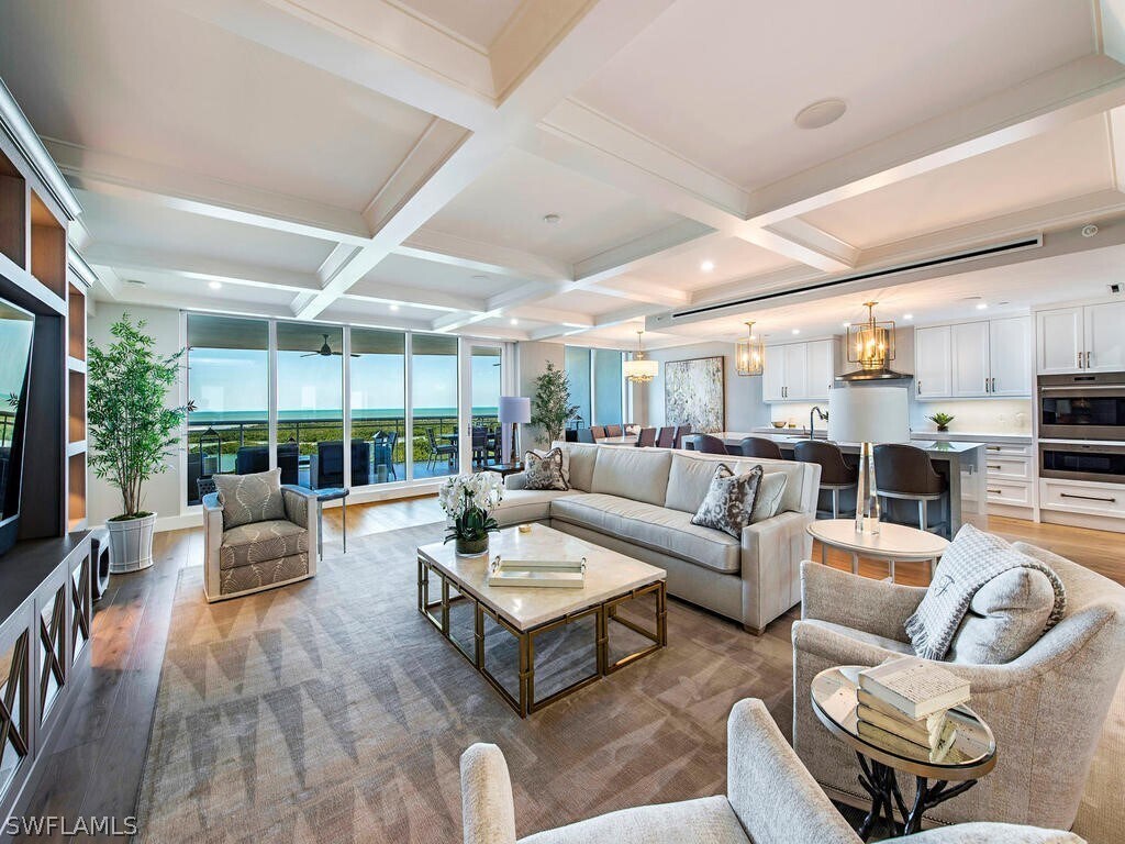 Foto principal - 13915 Old Coast Rd
