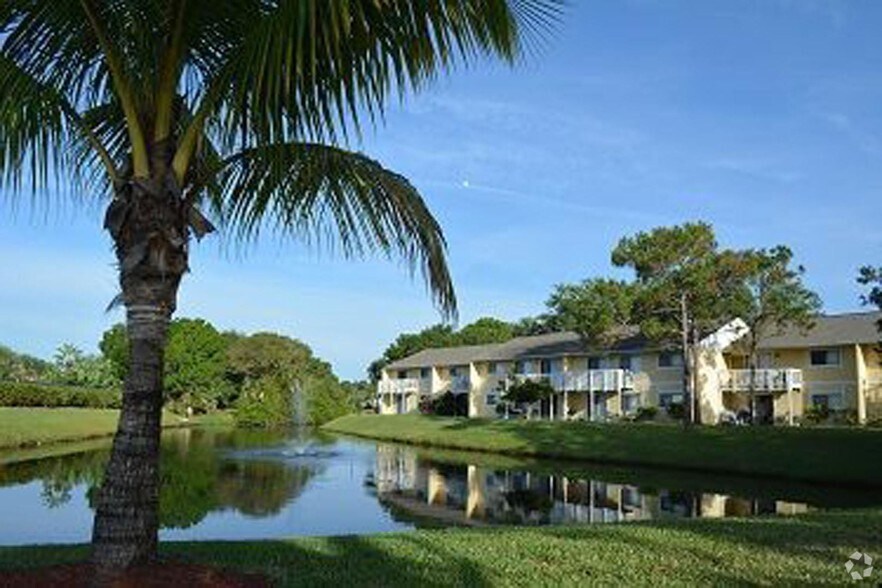 Woodlake Village Apartments Rentals Palm Bay, FL