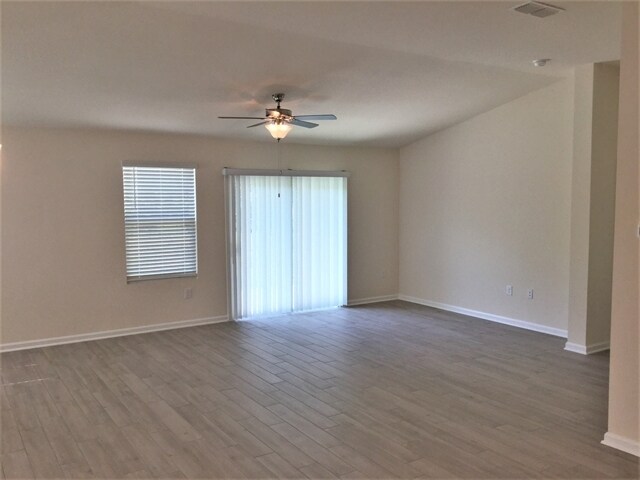Building Photo - 221 Chasewood Drive