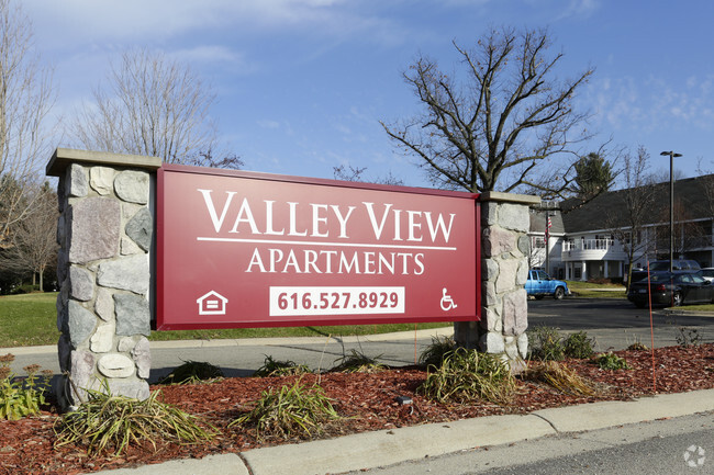 Building Photo - Valley View Apartments