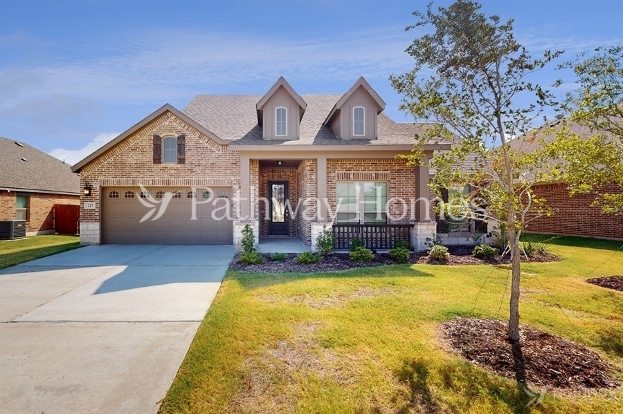 Foto principal - 217 Brazos Dr