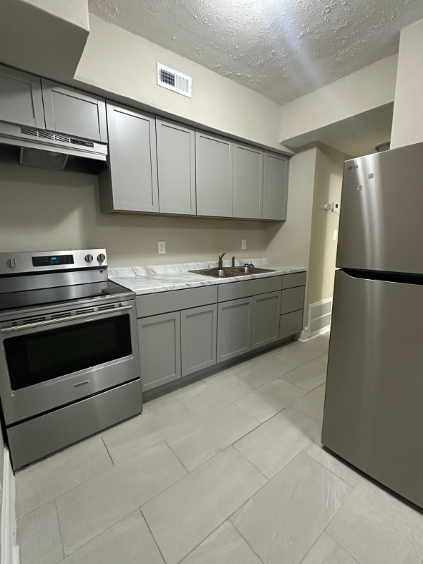 Foto del edificio - 172 S Portage Path