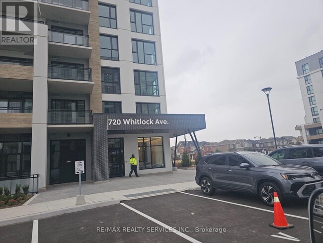 Building Photo - 720 Whitlock Ave