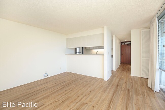 Building Photo - 1 br, 1 bath House - 2600 Pualani Way #3505