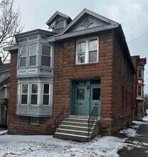 Building Photo - 850 Peoples Ave