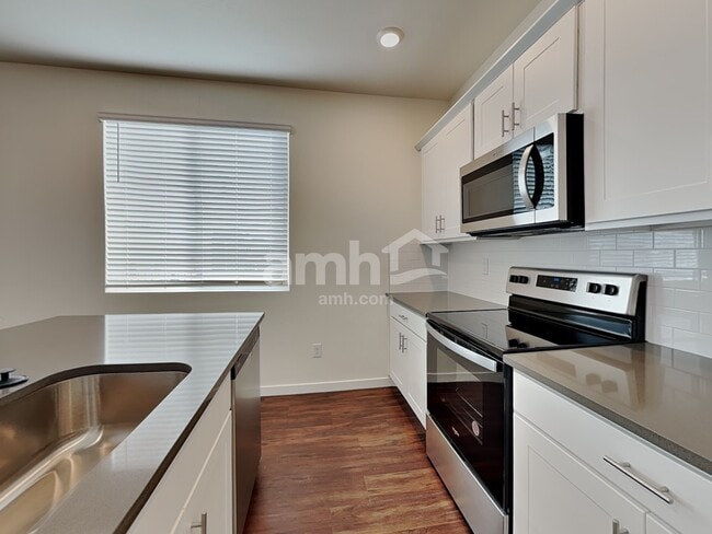 Building Photo - 11655 Cody Ridge Drive