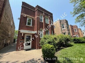 Building Photo - 1504 Pitner Ave