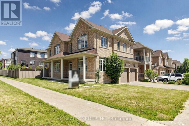Building Photo - 2 Apple Grove Ct