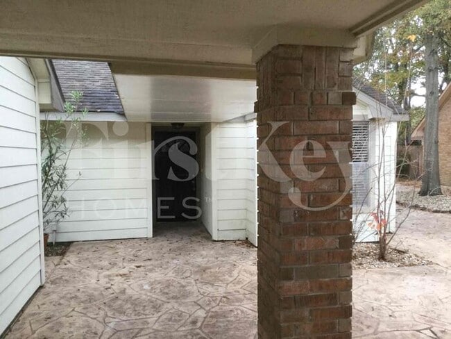 Foto del edificio - 3506 Cape Forest Dr