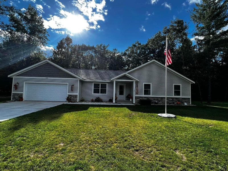 310 White Fawn Ct, Prudenville, MI 48651 House Rental in Prudenville