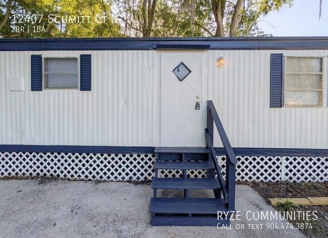 Building Photo - 12407 Schmitt Ct N