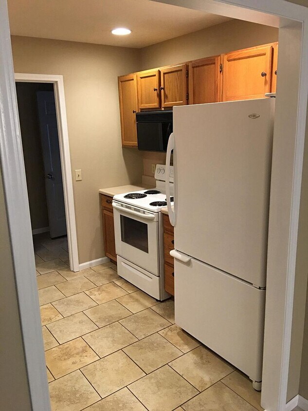 2104 Southfork Dr, Ozark, MO 65721 Townhome Rentals in Ozark MO