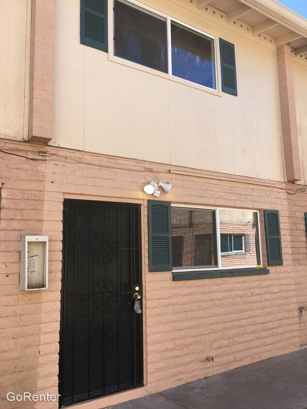 Primary Photo - 6838 N 44th Ave