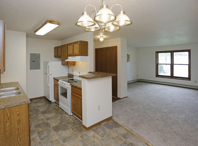 2024 30th Ave S Unit 03, Grand Forks, ND 58201 2024 30th Ave S Grand