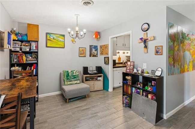 Building Photo - 125 St Andrews Ct