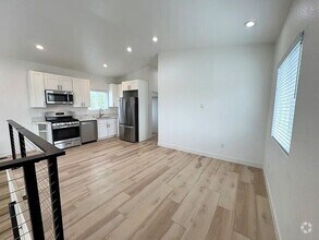 Building Photo - 6740 Elmore St