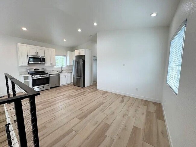 Foto del edificio - AVAILABLE NOW! NEW BUILD ADU IN LINDA VIST...