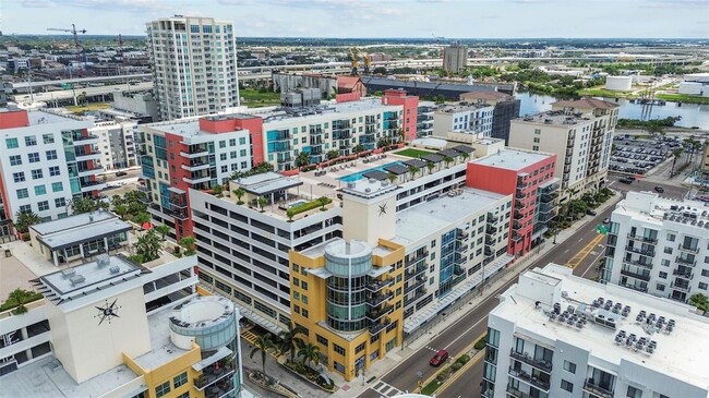 Foto del edificio - 1208 E Kennedy Blvd