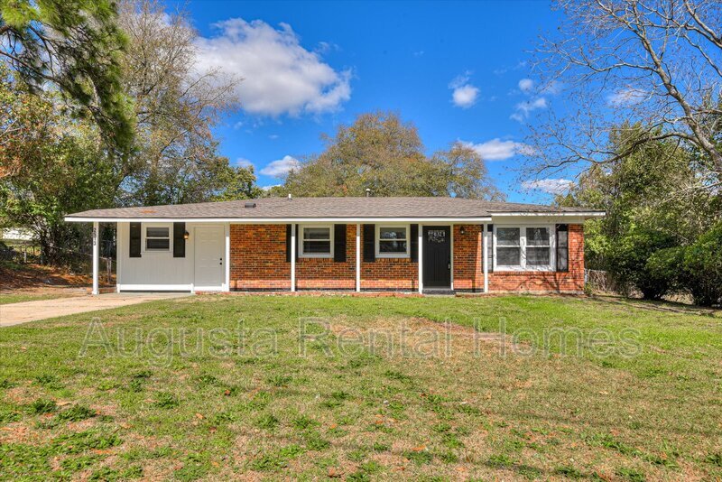 Primary Photo - 2513 Parkway Dr