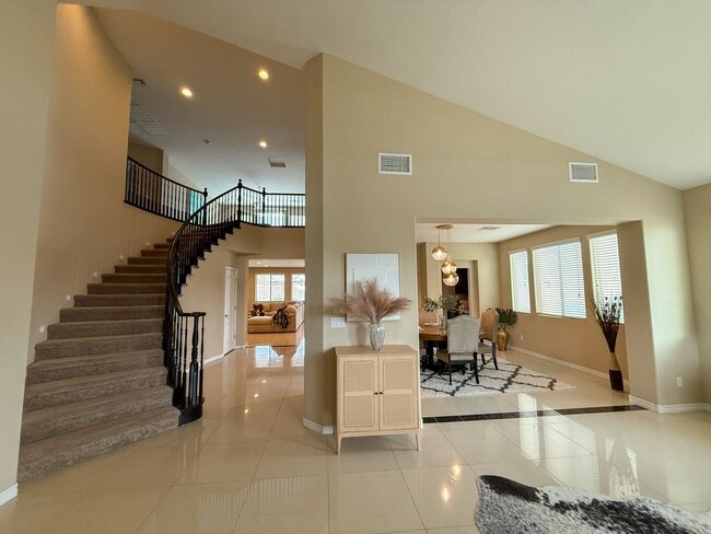 Building Photo - 7276 White Bloom Ave