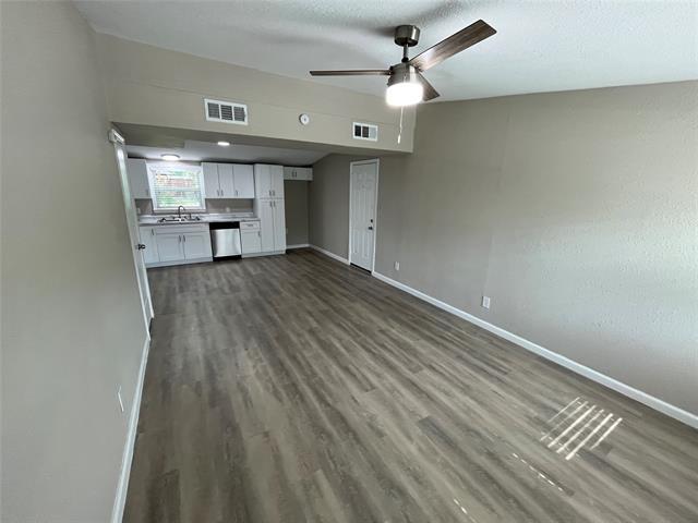 Building Photo - 2115 Dollye Dr