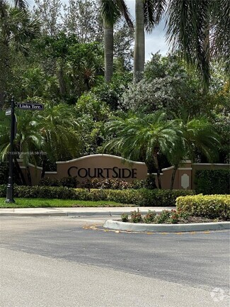 Building Photo - 2810 Center Ct Dr