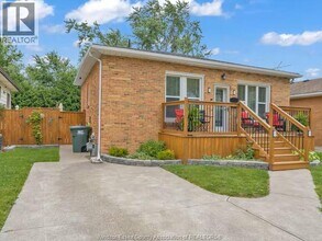 Building Photo - 1160 Prado Pl
