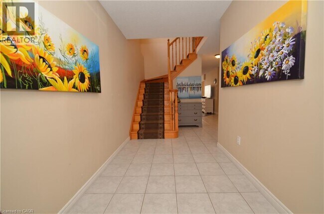 Photo du bâtiment - 1132 Harrogate Dr