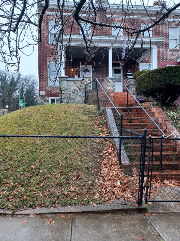 Primary Photo - 700 N Hilton St