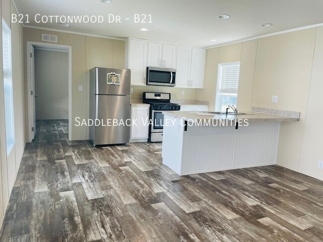 Building Photo - B21 Cottonwood St