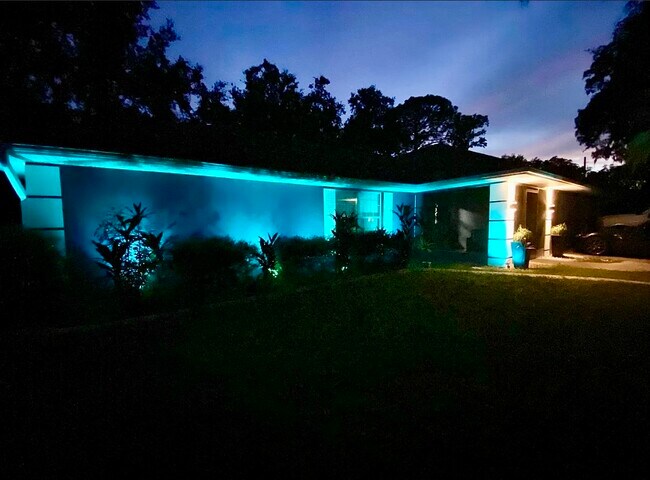 Foto del edificio - 6106 Everglades Dr