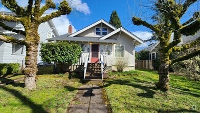 Building Photo - 3006 NE 66th Ave